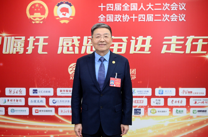 全国人大代表、中国工程院院士、pg电子药业董事长肖伟：开发中药“经典名方”，让“好方”变“好药”